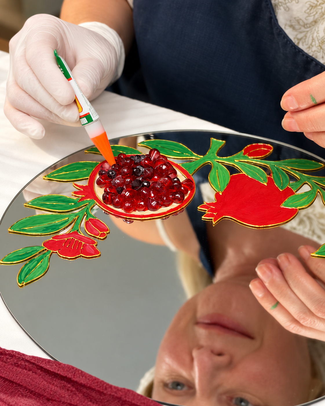 Finishing a mirror with the participant reflected in its surface